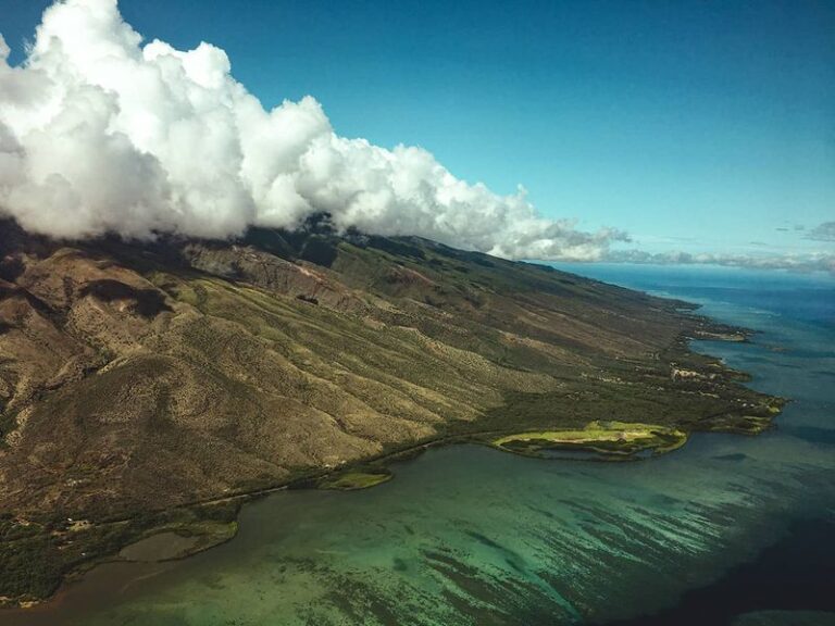 Sustʻāinable Molokai